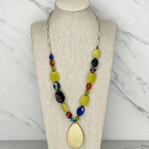 Chicos Colorful Beaded Gold Tone Hammered Teardrop Pendant Necklace ✨